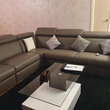 Dans Grand Appart De 113M2 Proche Paris Creil Exterior photo